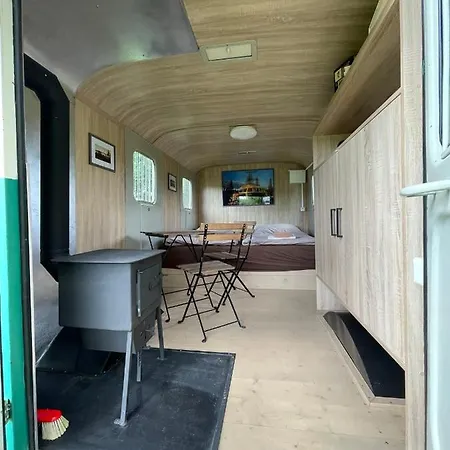 Luxury tent Safari - Magic Bus Borovany (Ceske Budejovice)